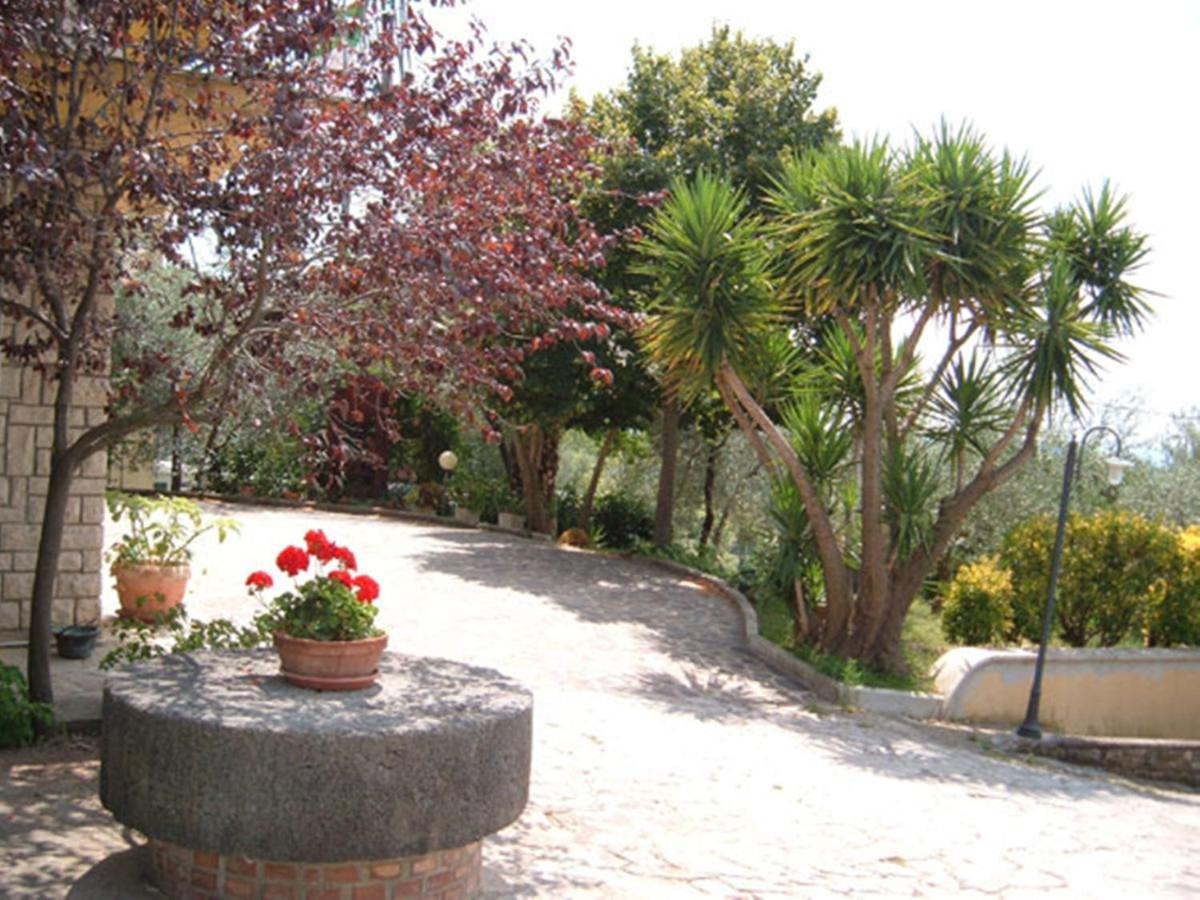 L'Uliveto Villa Montebuono  Exterior photo