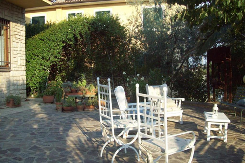 L'Uliveto Villa Montebuono  Exterior photo